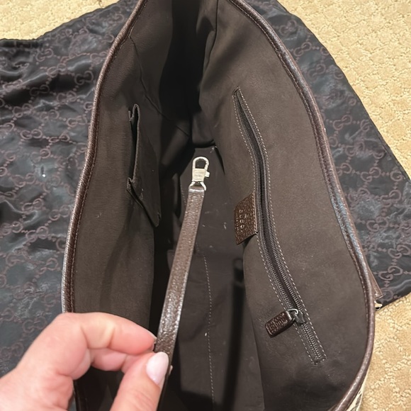 Authentic monogram Gucci tote with dust bag, Euc - Picture 7 of 12